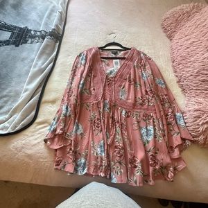 New with tags. Never worn. Smoke free home